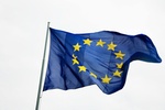 EU-Flagge im Wind