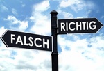 Wegweiser Richtig oder Falsch