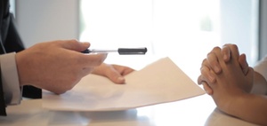 Befristungsabrede genügt der Schriftform Befristungsabrede genügt der Schriftform
